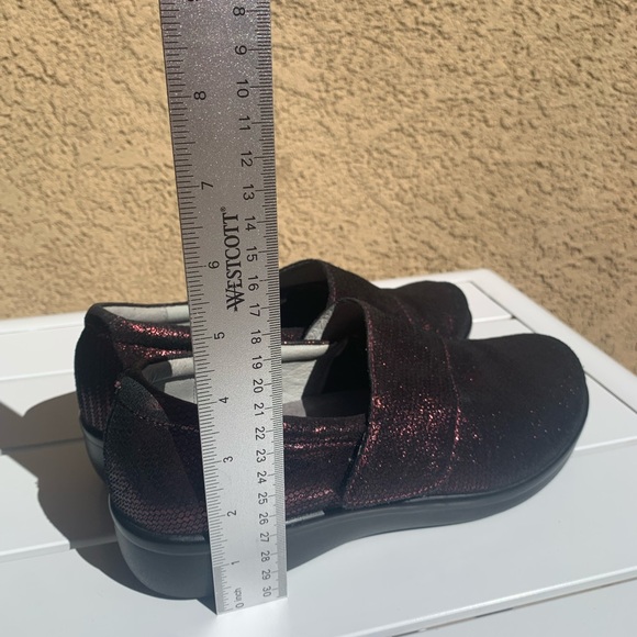 Alegria LAU-869 wine glittery leather shoe size 9 ( European 39) - Picture 7 of 14
